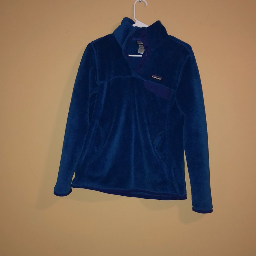 Blue Patagonia pullover
